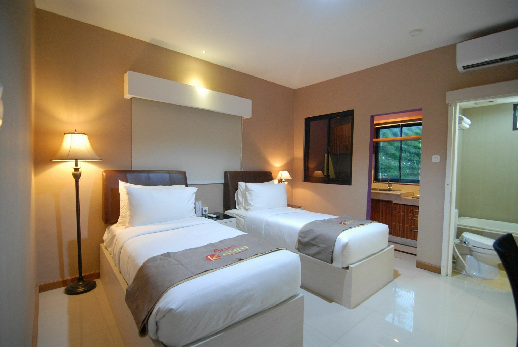 Grand Kasira Otel Cakarta Dış mekan fotoğraf